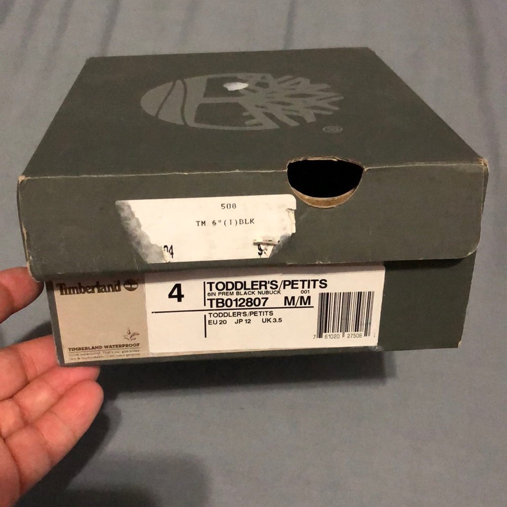 Timberland classic boot size 4c(toddler)